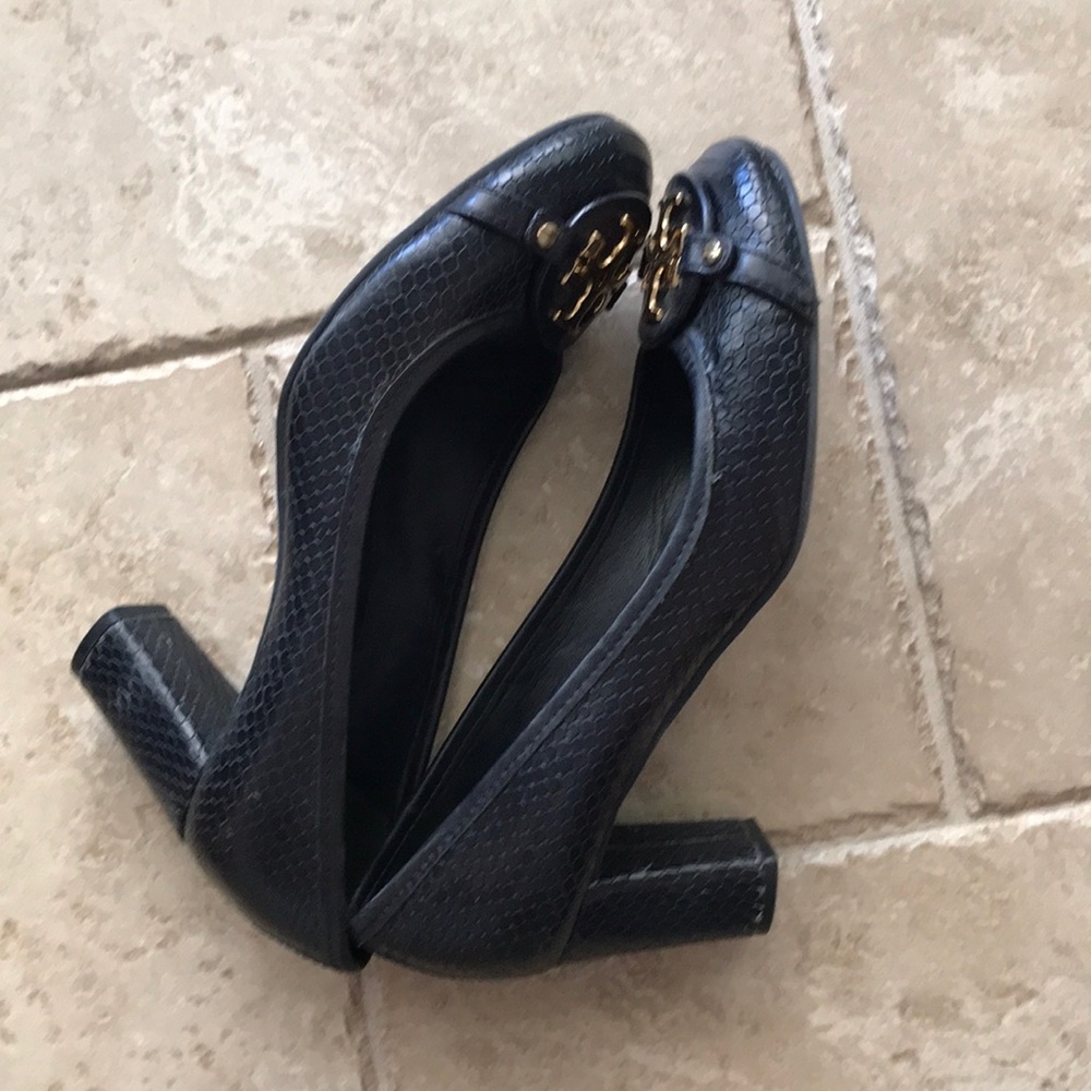 Dark blue shoes - Picture 3 of 3